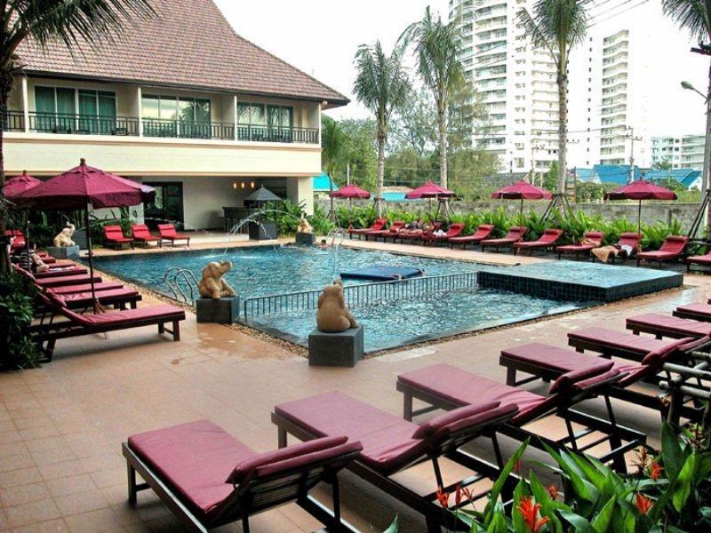 Napalai Resort HHQ Extérieur photo
